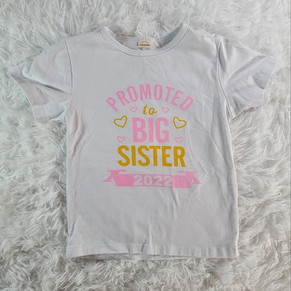 Toddler Girl White Short Sleeve Promoted To Big Sister 2022 Tee Size (110) 4T - Picture 1 of 6